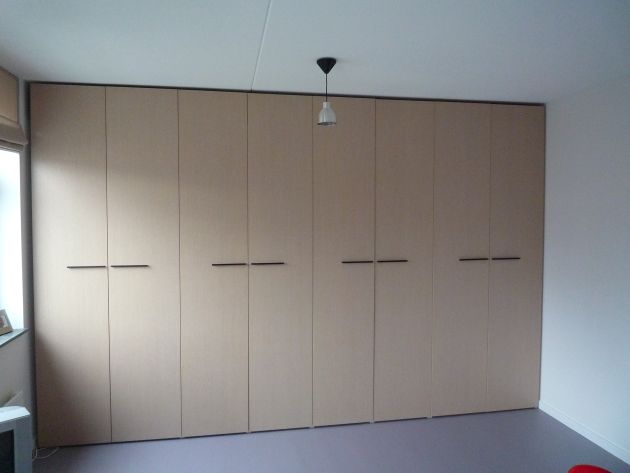 kast voor in de slaapkamer